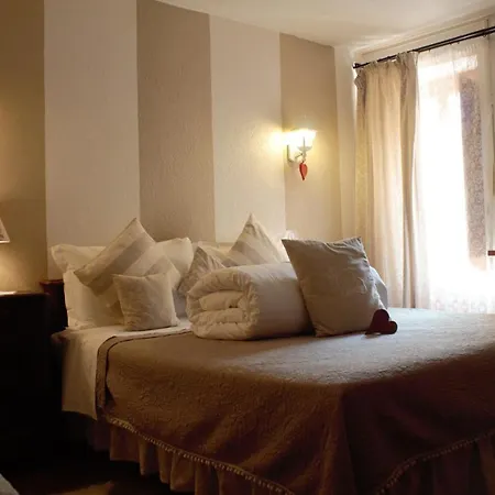 Le Coeur Du Pont Hotel