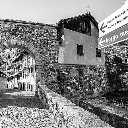 Le Coeur Du Pont 3* Donnaz