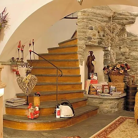 Le Coeur Du Pont Hotel Donnaz