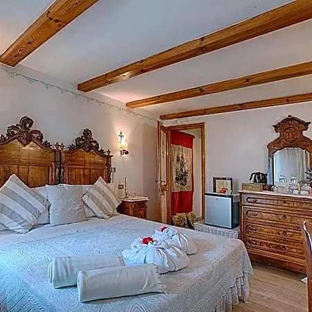 Le Coeur Du Pont