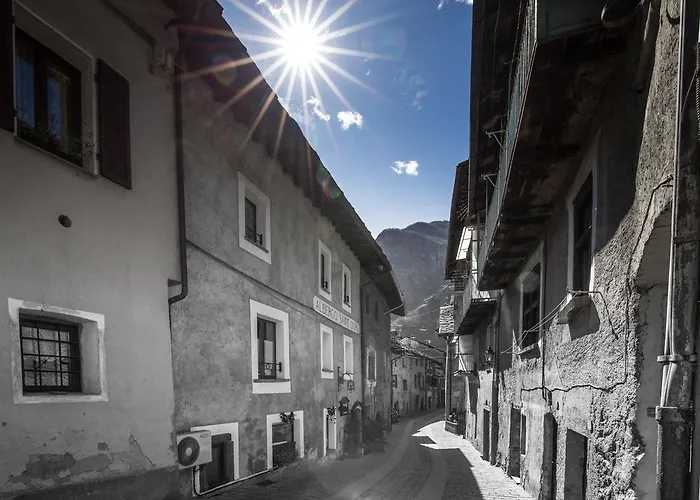 Le Coeur Du Pont 3* Donnaz